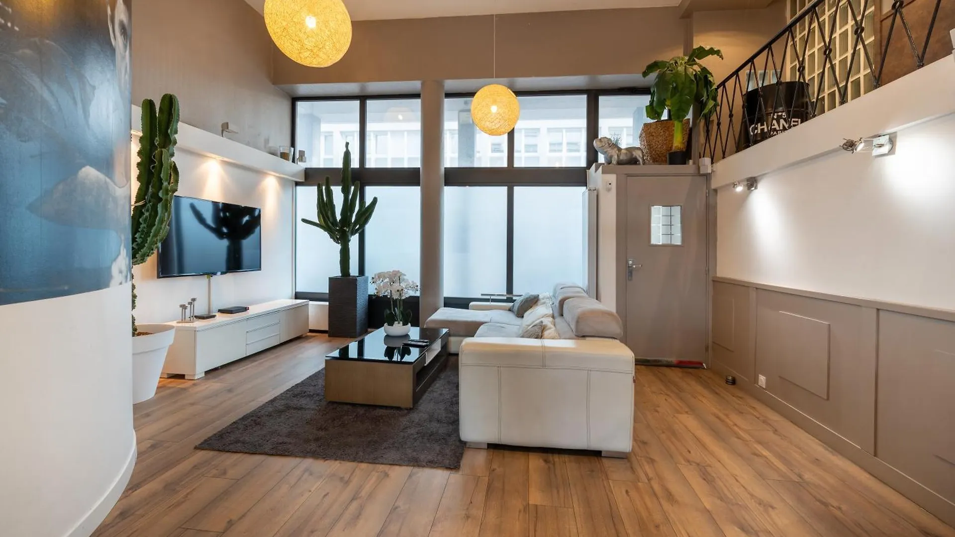 Beau Loft Lorient - Centre Ville contacts
